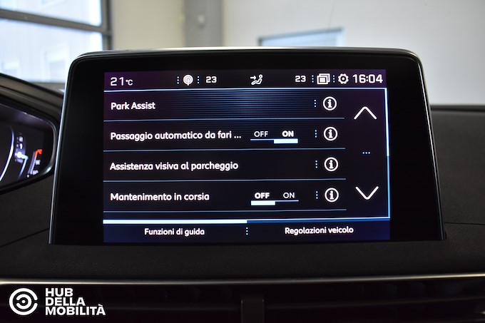 PEUGEOT 5008 BlueHDi 180 S&S EAT8 GT